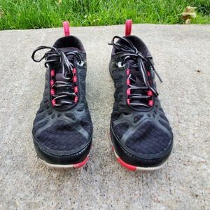 COPY - Merrell Barefoot Sneakers 👟 Size 7